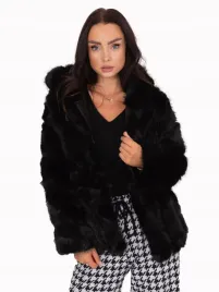 kurtka-damska-futrzana-z-kapturem-futerko-z-podszewka