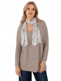 sweter-klasyczny-damski-elegancki-oversize-z-apaszka-w-grochy