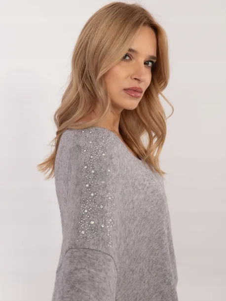 sweter-elegancki-damski-oversize-z-aplikacjami-kolor-szary