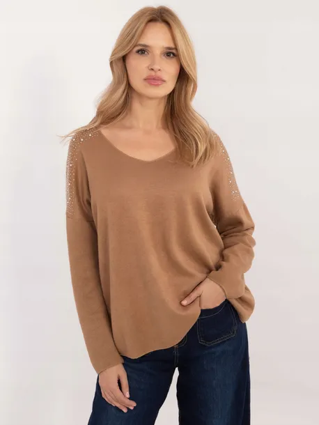 sweter-elegancki-damski-oversize-z-aplikacjami-marka-italy-moda