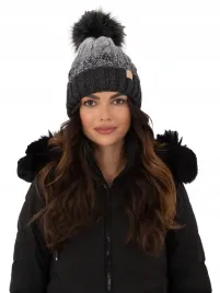 czapka-w-warkocze-zimowa-damska-z-pomponem