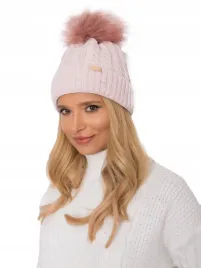 ciepla-czapka-zimowa-damska-z-pomponem-beanie