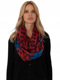 komin-damski-stylowy-wygodny-z-motywem-zwierzecym