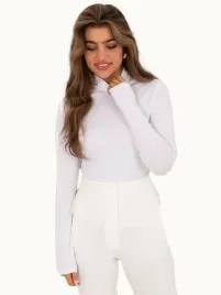 bluzka-dopasowana-damska-z-golfem-gladka