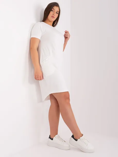 sukienka-damska-plus-size-prosta-przed-kolano-fason-prosta