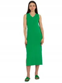 sukienka-codzienna-na-lato-z-rozcieciami