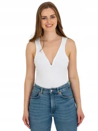 prazkowane-body-damskie-z-dekoltem-w-serek