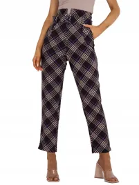 damskie-spodnie-garniturowe-w-krate-s