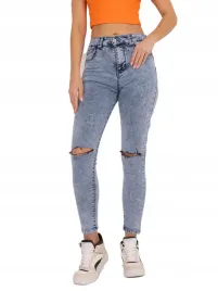 jeansy-damskie-z-dziurami-spodnie-jeansowe