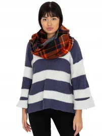 zimowy-komin-damski-cieply-w-kratke