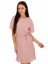 sukienka-damska-plisowana-z-paskiem-przed-kolano