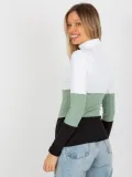 bluzka-damska-basic-z-golfem-w-prazek-linia-regular