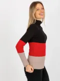 bluzka-damska-basic-z-golfem-w-prazek-plec-produkt-damski