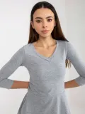 rozkloszowana-mini-sukienka-basic-z-kieszeniami-dlugosc-mini