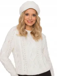 czapka-zimowa-damska-z-daszkiem