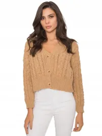 modny-sweter-kobiecy-na-guziki-w-warkocze-l-xl