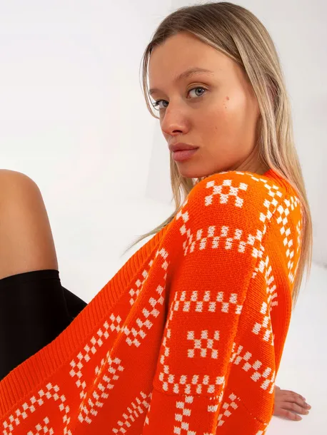 sweter-kardigan-damski-oversize-we-wzory-wzor-dominujacy-geometryczny