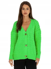 modny-sweter-damski-rozpinany-w-warkocze