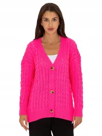 modny-sweter-damski-rozpinany-w-warkocze