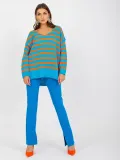 sweter-oversize-damski-w-paski-luzny-wzor-dominujacy-paski