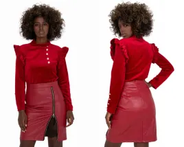 bluzka-damska-welurowa-z-guzikami-i-falbankami