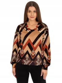 welurowa-bluzka-damska-z-printami-dekolt-w-serek