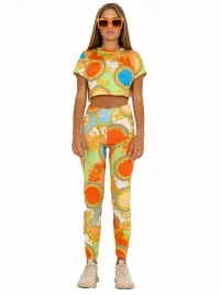 wzorzysty-komplet-damski-casualowy-top-legginsy