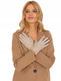 dzianinowe-rekawiczki-zimowe-damskie-z-ozdobnymi-guzikami