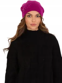 dzianinowa-czapka-zimowa-damska-z-cyrkoniami-beanie