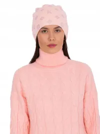stylowa-modna-czapka-zimowa-damska-z-aplikacja-beanie