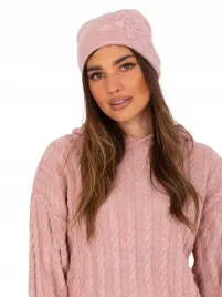 modna-czapka-zimowa-z-dodatkiem-kaszmiru-beanie