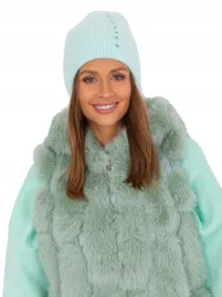 dzianinowa-czapka-zimowa-damska-z-warkoczowym-splotem-beanie