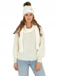 komplet-zimowy-damski-czapka-szalik-cieply