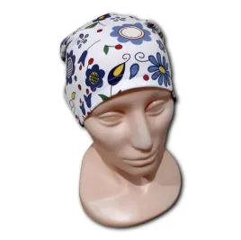 czapka-folk-z-motywem-kaszubskim-biala-dorosla-osoba