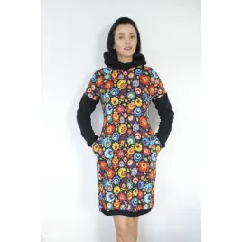 sukienka-folk-lowicka-z-kapturem-lowickim