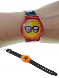 zegarek-kwarcowy-okulary-widoczny-mechanizm-nowy