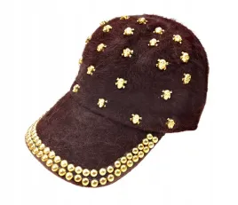 czapka-z-daszkiem-bejsbolowka-angora-akryl-cwieki