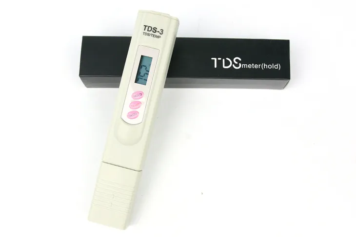 miernik-tds-chihiros