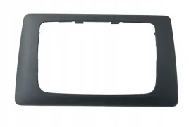 ramka-nawigacji-dacia-duster-oe-682604062r