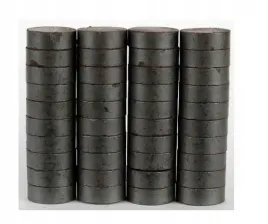 magnesy-15mm-czarne-40szt