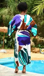 letnie-kimono-plazowe-narzutka-kolorowe-pareo-wiazane-na-plaze