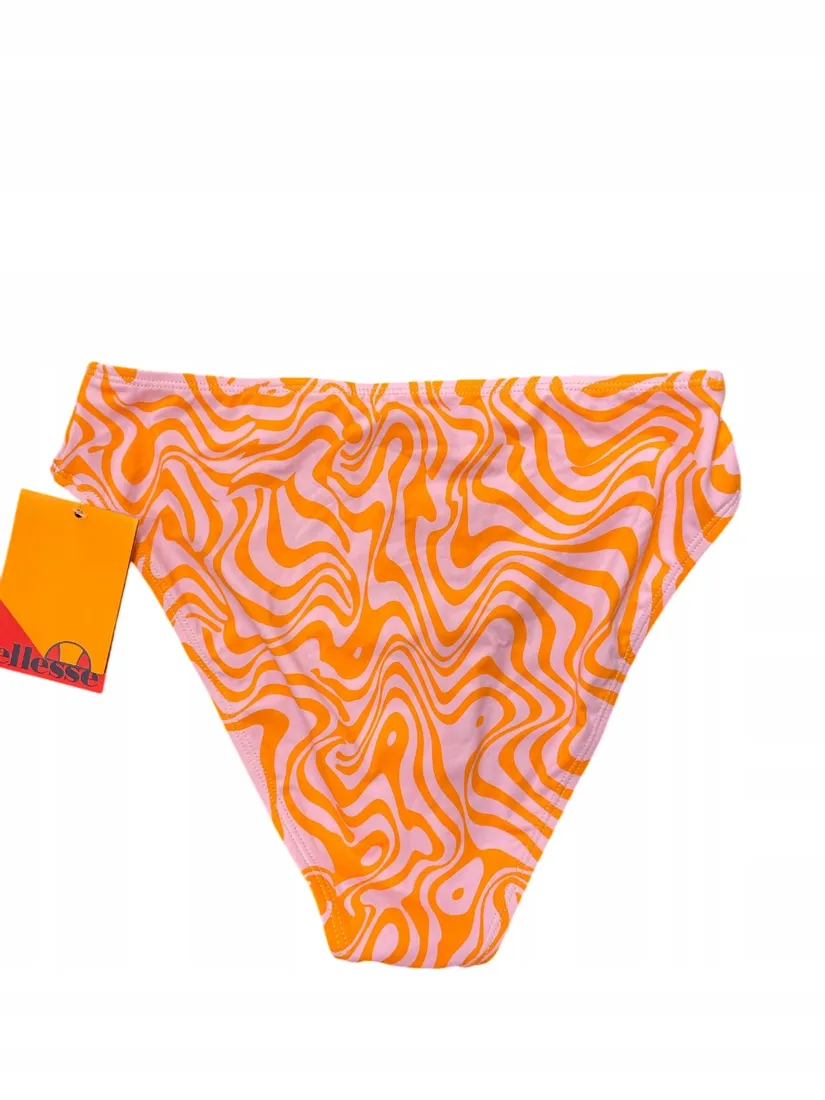 ellesse-mentana-bikini-36