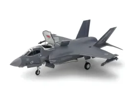 lockheed-martin-f-35b-lightning-ii-model-60793-tamiya