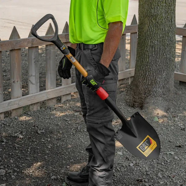 cat-lopata-k-series-d-handle-round-point-marka-caterpillar