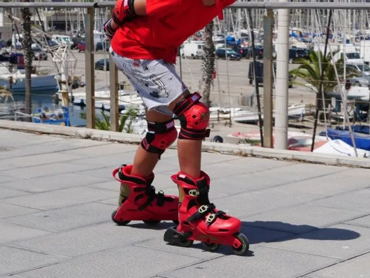 rolki-powerslide-marvel-wave-iron-man-2019-kolor-czarny-rozmiar-35-38