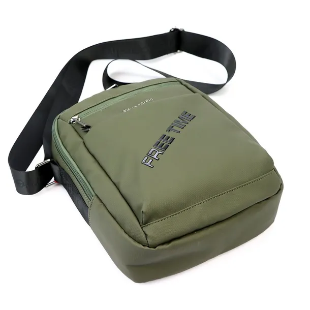 8132alan06-marka-pierre-cardin