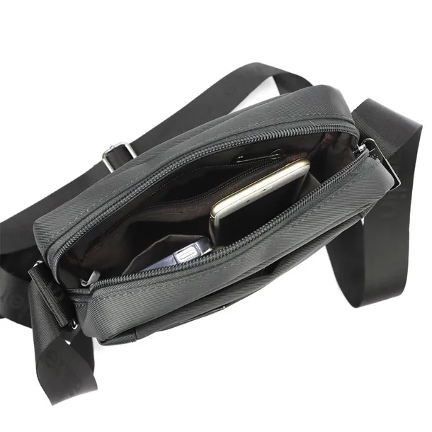 greg57657-marka-pierre-cardin