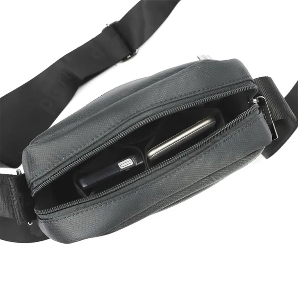 greg57671-marka-pierre-cardin