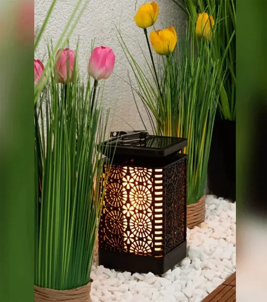 lampa-led-solarna-dekoracyjna-plomien-kwadrat-stan-nowy-jasnosc-20-lm