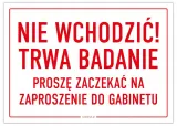 nie-wchodzic-trwa-badanie-tabliczka-a4